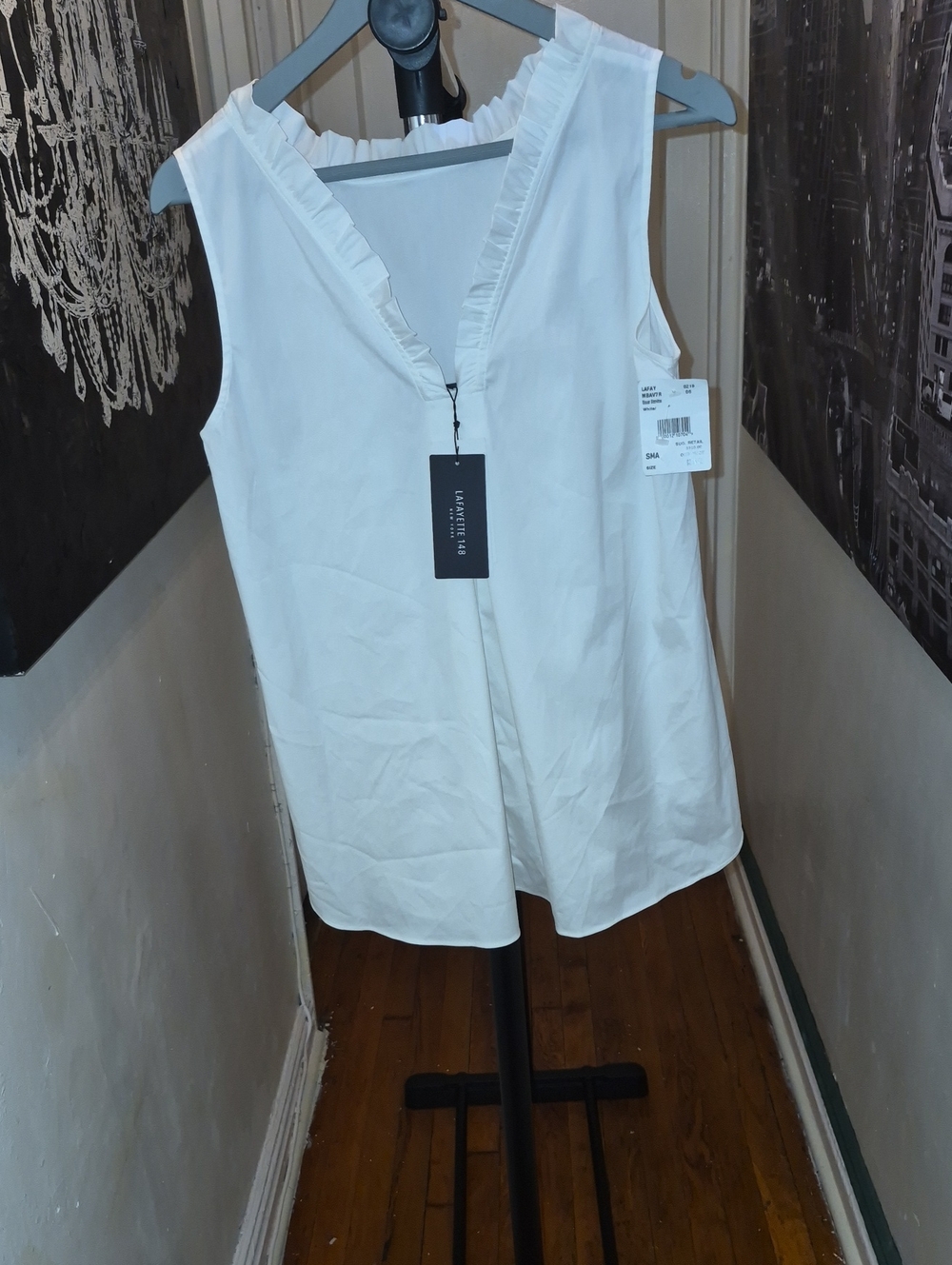 Lafayette 148 New York White Ruffle-Trim V-Neck Sleeveless Camisole